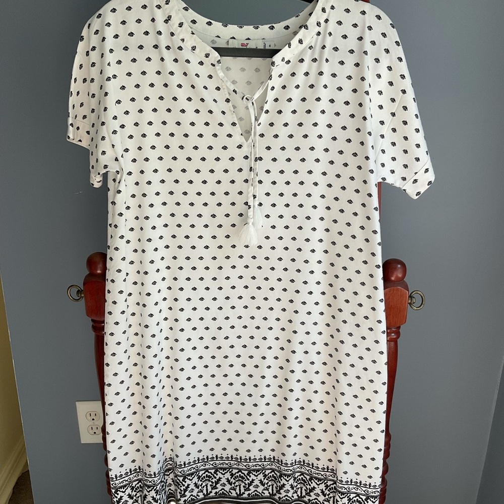 Vineyard Vines dress size 4